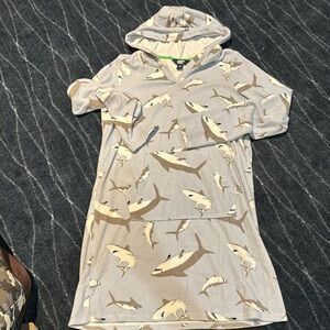 Lands’ End Kids Terry Cloth shark Hooded Cover-Up | XL (14–16)
